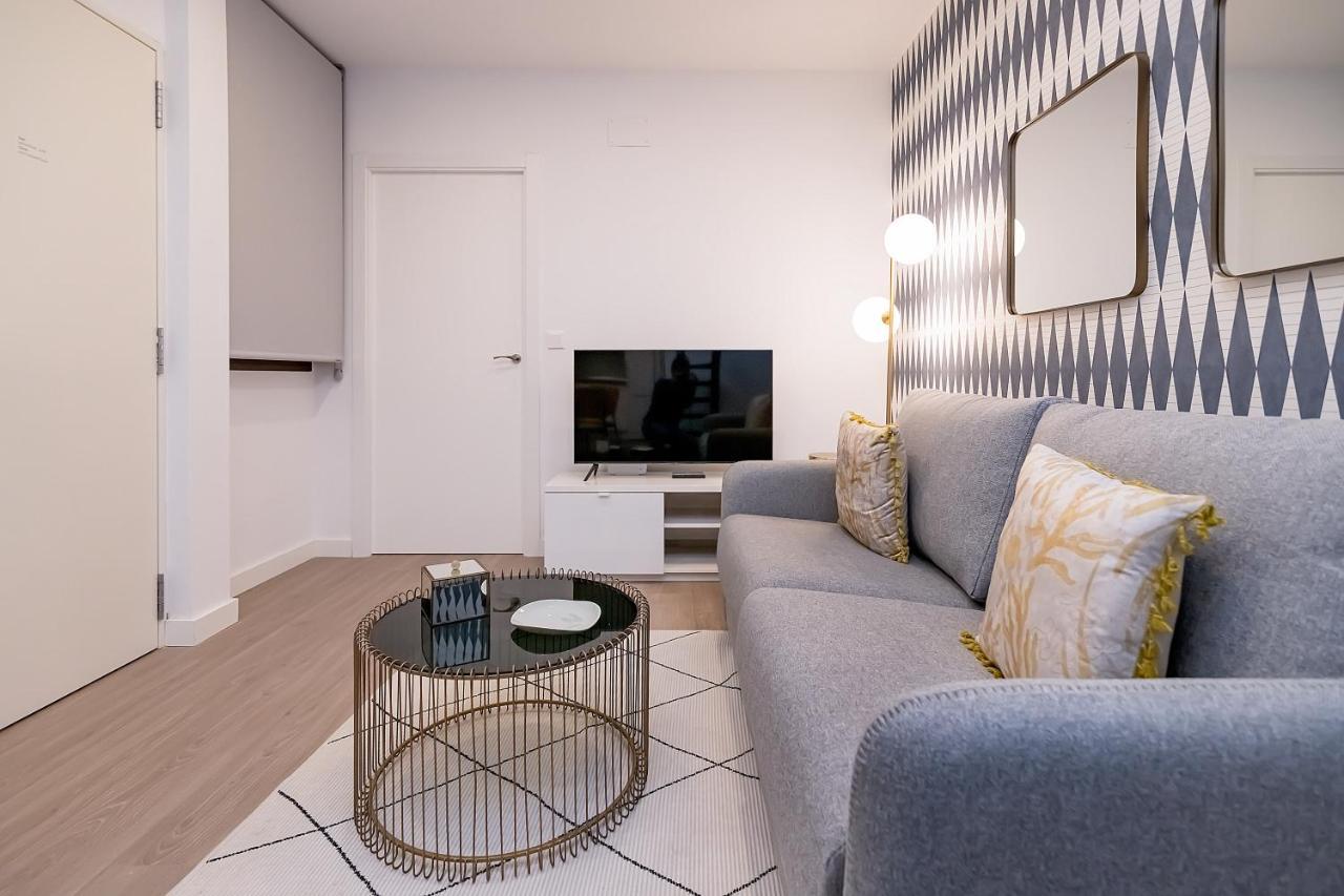 Appartement Bhost - Regina IV à Cordoue Extérieur photo